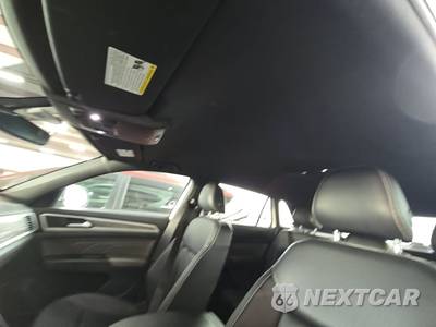2022 Volkswagen Atlas Cross Sport 2.0T SE - zdjęcie 17 z 33 - miniatura