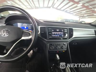 2022 Volkswagen Atlas Cross Sport 2.0T SE - zdjęcie 11 z 33 - miniatura