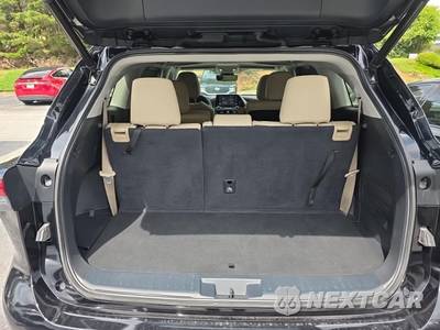 2022 Toyota Highlander XLE - zdjęcie 21 z 24 - miniatura