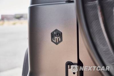 2025 Mercedes-Benz AMG G 63 4MATIC - zdjęcie 24 z 50 - miniatura