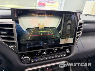 2026 Toyota Tundra Platinum Crew Cab Short Bed - zdjęcie 17 z 29 - miniatura