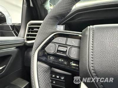 2026 Toyota Tundra Platinum Crew Cab Short Bed - zdjęcie 13 z 29 - miniatura