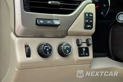 2018 GMC Yukon Denali 5SA - zdjęcie 31 z 53 - miniatura