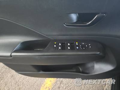 2024 Hyundai Kona SEL - zdjęcie 9 z 35 - miniatura