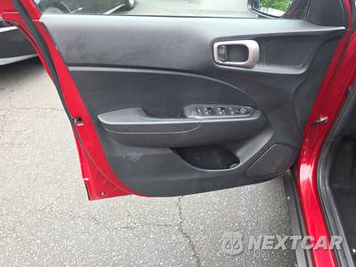 2024 Hyundai Venue SEL - zdjęcie 9 z 26 - miniatura