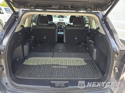 2021 Toyota Highlander XLE - zdjęcie 17 z 35 - miniatura