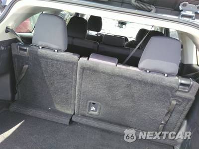 2023 Toyota Highlander LE - zdjęcie 19 z 31 - miniatura