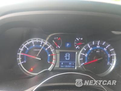 2016 Toyota 4Runner SR5 - zdjęcie 12 z 23 - miniatura