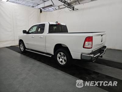 2020 Ram 1500 Big Horn Extended Cab Medium Bed - zdjęcie 6 z 19 - miniatura