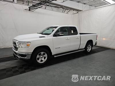 2020 Ram 1500 Big Horn Extended Cab Medium Bed - zdjęcie 1 z 19 - miniatura
