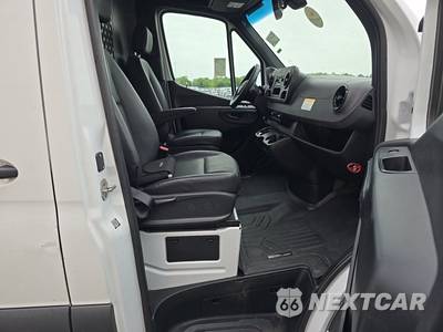 2024 Mercedes-Benz Sprinter 2500 Cargo Van High Roof 170.0" WB - zdjęcie 8 z 21 - miniatura
