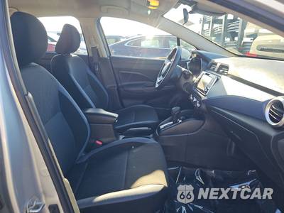 2025 Nissan Versa SV - zdjęcie 8 z 26 - miniatura