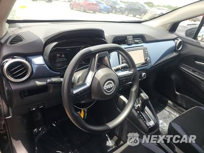 2025 Nissan Versa SV - zdjęcie 11 z 21 - miniatura