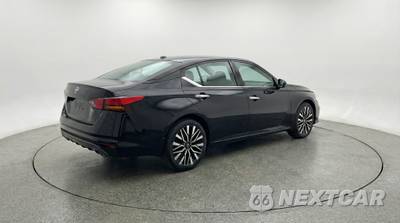 2025 Nissan Altima SV - zdjęcie 7 z 11 - miniatura
