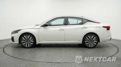 2025 Nissan Altima SV - zdjęcie 4 z 12 - miniatura