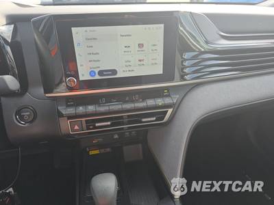 2025 Toyota Camry LE - zdjęcie 17 z 29 - miniatura