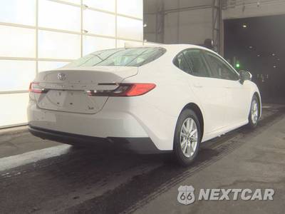 2025 Toyota Camry LE - zdjęcie 5 z 29 - miniatura