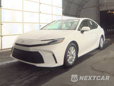 2025 Toyota Camry LE - zdjęcie 1 z 29 - miniatura