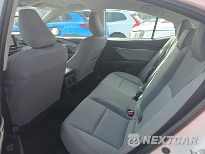 2025 Toyota Camry LE - zdjęcie 19 z 29 - miniatura