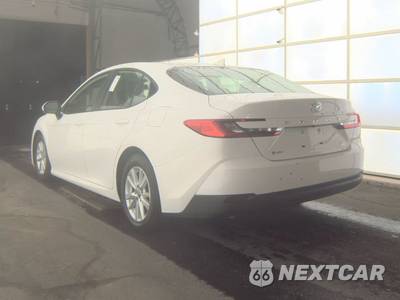 2025 Toyota Camry LE - zdjęcie 8 z 29 - miniatura