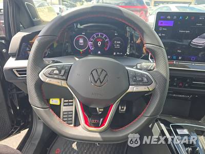 2026 Volkswagen Golf GTI SE - zdjęcie 10 z 20 - miniatura