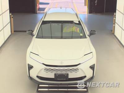 2026 Toyota Crown Signia XLE - zdjęcie 2 z 29 - miniatura