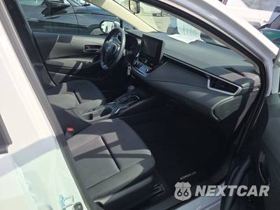 2025 Toyota Corolla LE Sedan - zdjęcie 14 z 26 - miniatura
