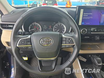 2023 Toyota Highlander XLE - zdjęcie 10 z 20 - miniatura