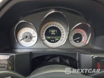 2015 Mercedes-Benz GLK 350 4MATIC - zdjęcie 12 z 35 - miniatura