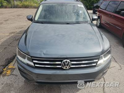 2020 Volkswagen Tiguan SE - zdjęcie 2 z 17 - miniatura
