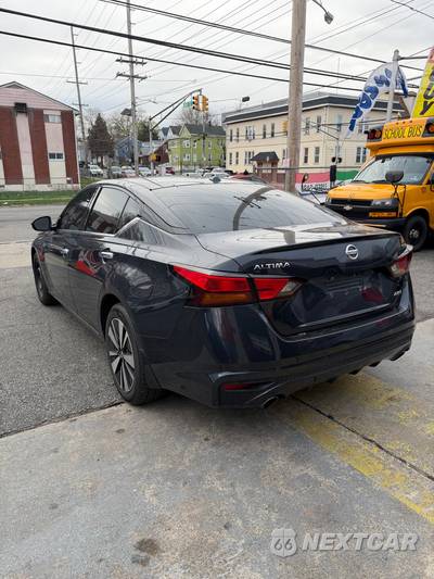 2019 Nissan Altima SV - zdjęcie 7 z 13 - miniatura