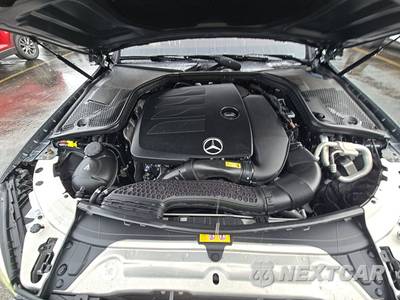 2021 Mercedes-Benz C 300 Sedan - zdjęcie 16 z 34 - miniatura