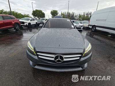2021 Mercedes-Benz C 300 Sedan - zdjęcie 2 z 34 - miniatura