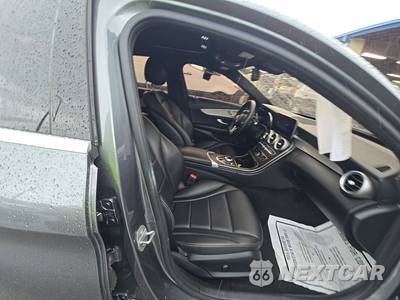 2021 Mercedes-Benz C 300 Sedan - zdjęcie 8 z 34 - miniatura