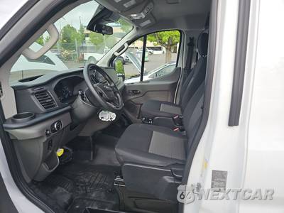 2025 Ford Transit 250 Cargo Van Low Roof 130.0" WB - zdjęcie 7 z 28 - miniatura