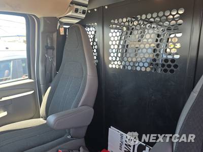 2025 GMC Savana 2500 Cargo Van 1WT 135.0" WB - zdjęcie 13 z 29 - miniatura