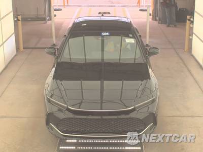 2025 Toyota Crown Nightshade - zdjęcie 2 z 24 - miniatura