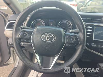 2018 Toyota Camry Hybrid LE - zdjęcie 10 z 38 - miniatura