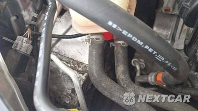2018 Toyota Camry Hybrid LE - zdjęcie 30 z 38 - miniatura