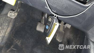 2017 Toyota Prius Four - zdjęcie 17 z 37 - miniatura