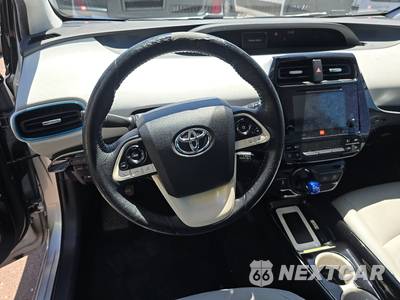 2017 Toyota Prius Four - zdjęcie 10 z 37 - miniatura