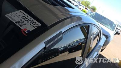 2017 Toyota Prius Four - zdjęcie 34 z 37 - miniatura