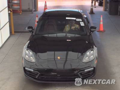 2020 Porsche Panamera GTS - zdjęcie 2 z 34 - miniatura