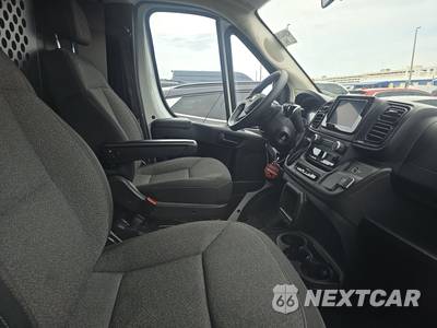 2025 Ram ProMaster 2500 Cargo Van Tradesman w/Passenger Seat Low Roof 136.0" WB - zdjęcie 8 z 20 - miniatura