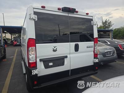 2025 Ram ProMaster 2500 Cargo Van Tradesman w/Passenger Seat Low Roof 136.0" WB - zdjęcie 5 z 20 - miniatura