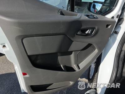 2025 Ford Transit 250 Cargo Van Low Roof 130.0" WB - zdjęcie 9 z 28 - miniatura