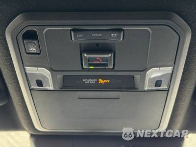 2025 Toyota 4Runner SR5 - zdjęcie 29 z 48 - miniatura