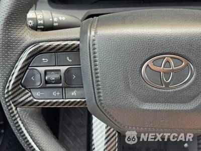 2025 Toyota 4Runner SR5 - zdjęcie 17 z 48 - miniatura