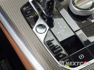 2023 BMW X5 Sports Activity Vehicle xDrive40i M SPORT LINE - zdjęcie 32 z 48 - miniatura
