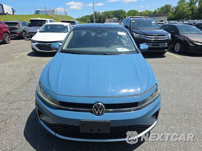 2025 Volkswagen Jetta SE - zdjęcie 2 z 20 - miniatura